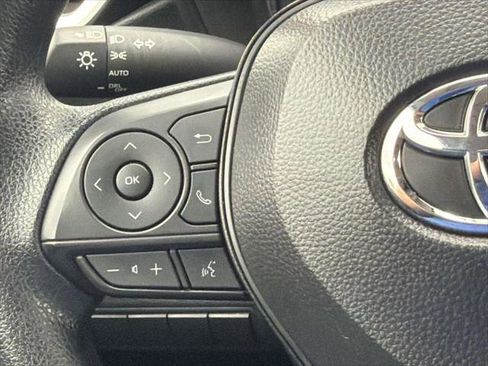 Certified 2025 Toyota Corolla LE image 11