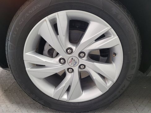 Used 2024 Buick Encore GX Preferred FWD image 31