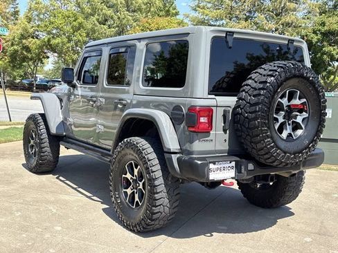 Used 2018 Jeep Wrangler Unlimited Rubicon w/ Dual Top Group AWD/4WD image 9