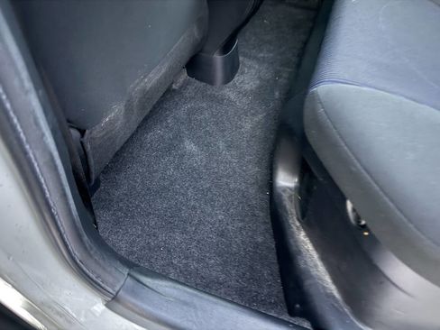 Used 2016 Toyota Prius C Three image 13