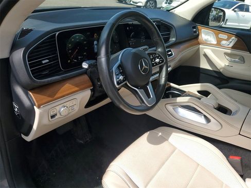 Used 2022 Mercedes-Benz GLE 350 4MATIC w/ AMG Line Exterior image 24