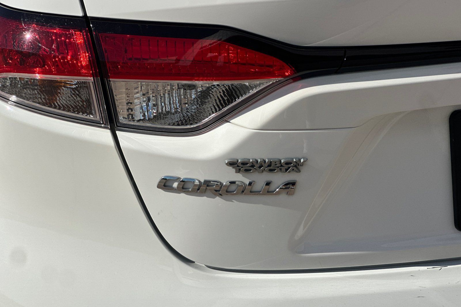 Used 2022 Toyota Corolla LE FWD image 31