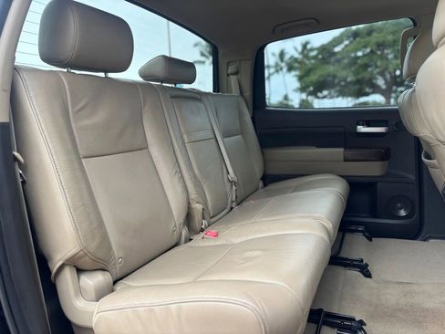 Used 2010 Toyota Tundra Limited image 11