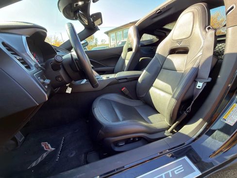 Used 2016 Chevrolet Corvette Stingray Coupe w/ 2LT Preferred Equipment Group image 23