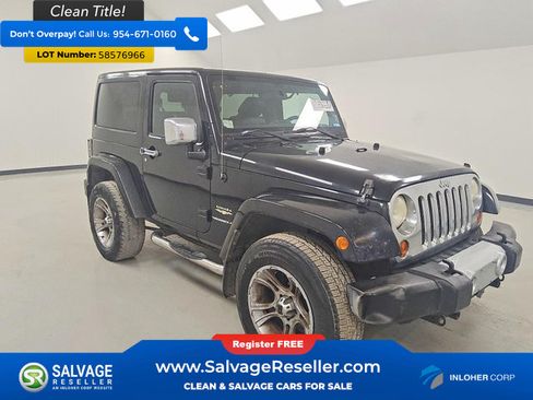 Used 2012 Jeep Wrangler Sahara w/ Connectivity Group AWD/4WD image 5