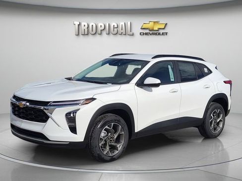 New 2026 Chevrolet Trax LT image 1