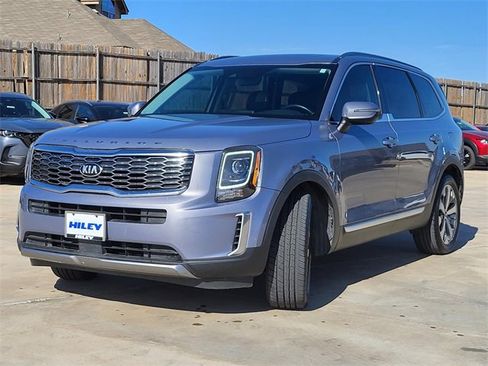 Used 2020 Kia Telluride S image 2