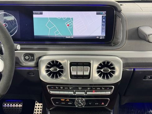 Used 2021 Mercedes-Benz G 63 AMG 4MATIC w/ G Manufaktur Interior Package image 28