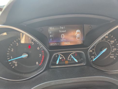 Used 2017 Ford Escape SE AWD/4WD image 7
