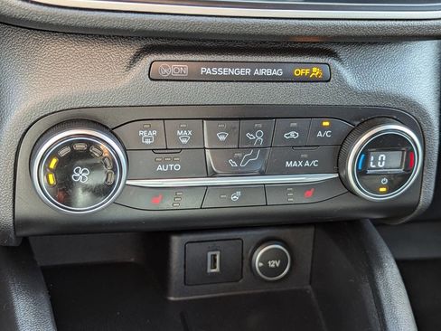 Used 2020 Ford Escape SEL image 23