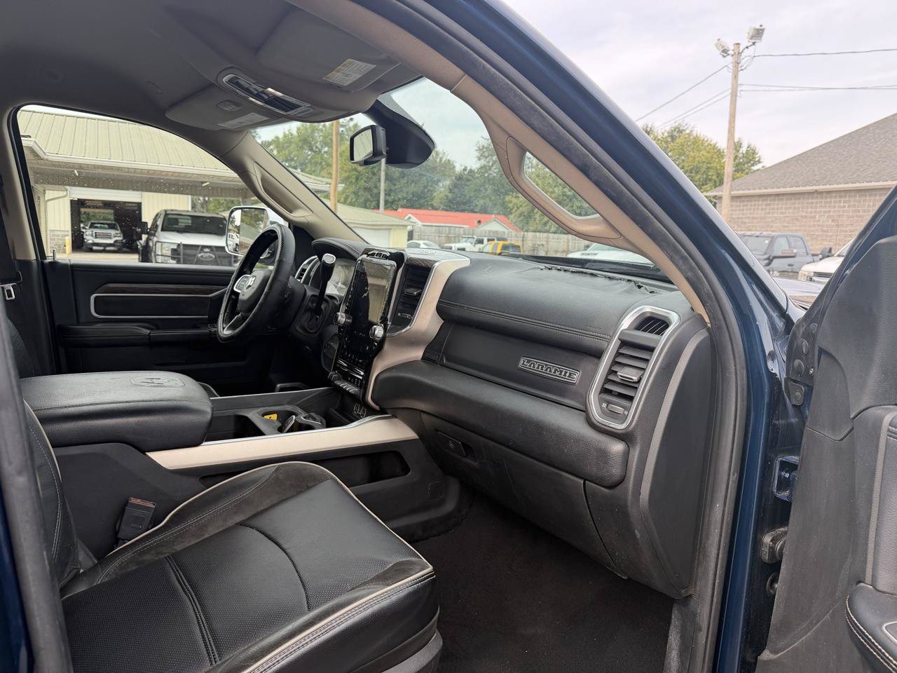 Used 2021 RAM 2500 Laramie AWD/4WD image 13