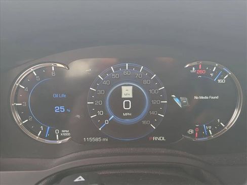 Used 2018 Cadillac Escalade Premium Luxury image 10