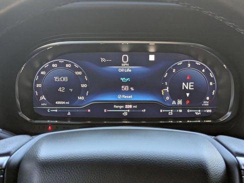 Used 2022 Chevrolet Tahoe Z71 image 35