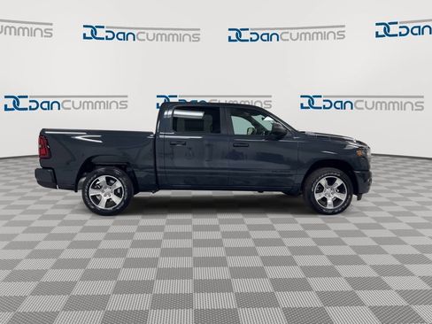 New 2026 RAM 1500 Express AWD/4WD image 9
