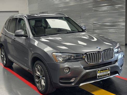 Used 2016 BMW X3 sDrive28i RWD image 4