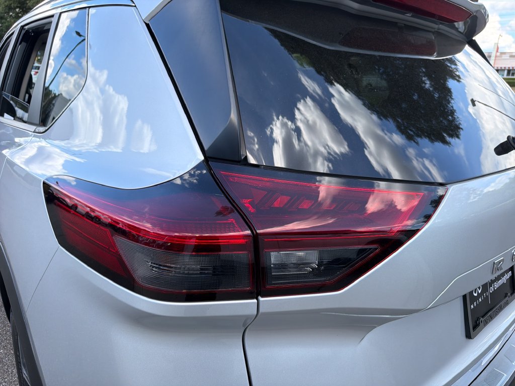 Used 2023 Nissan Rogue SV w/ SV Premium B Package FWD image 33