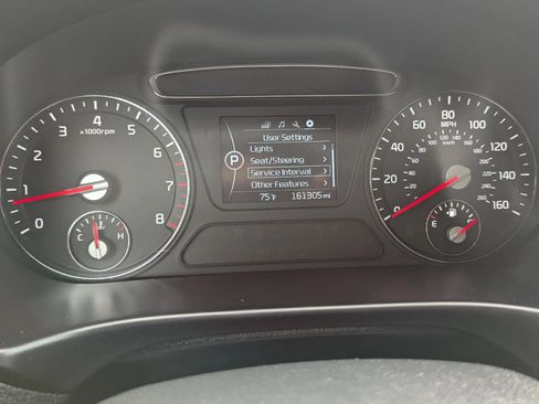 Used 2017 Kia Sorento L FWD image 22