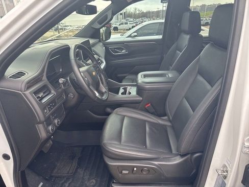 Used 2023 Chevrolet Tahoe LT w/ Luxury Package image 8