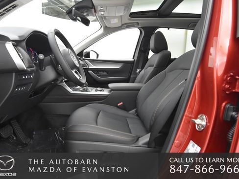 Certified 2025 MAZDA CX-70 Plug-In Hybrid w/ Premium Pkg image 31