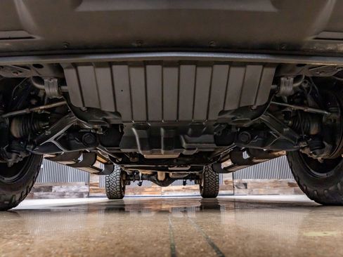 Used 2024 Chevrolet Silverado 2500 Custom w/ Custom Value Package image 14