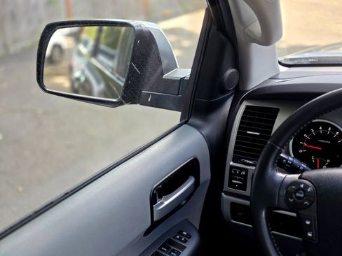 Used 2011 Toyota Sequoia Limited AWD/4WD image 23