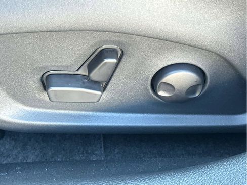 New 2025 Jeep Compass Latitude w/ Convenience Group image 30