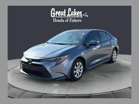 Used 2025 Toyota Corolla LE FWD image 1
