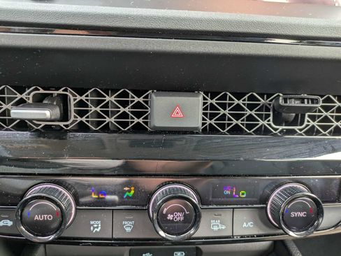 Used 2025 Honda Accord EX-L image 13