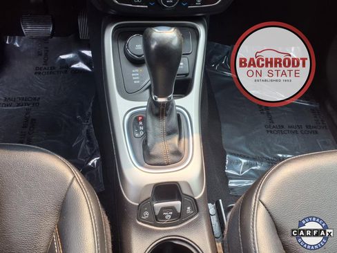 Used 2021 Jeep Compass Latitude image 12