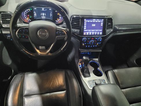 Used 2020 Jeep Grand Cherokee Overland image 22