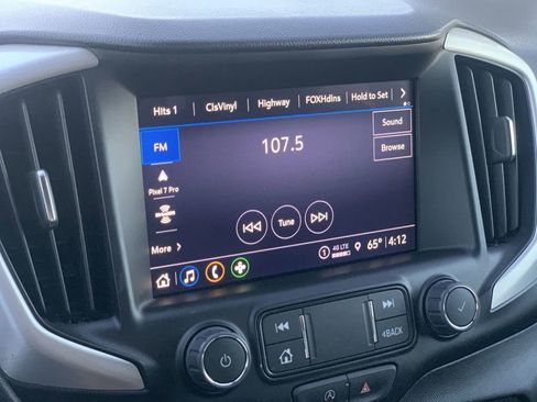 Used 2024 GMC Terrain SLT image 10