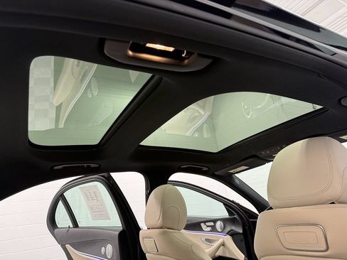 Used 2019 Mercedes-Benz E 300 4MATIC w/ Premium 1 Package image 34