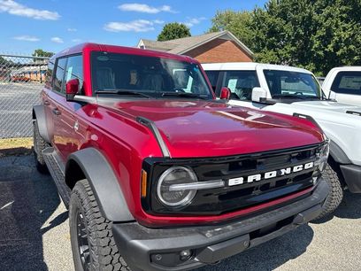 New 2026 Ford Bronco Outer Banks w/ Sasquatch Package