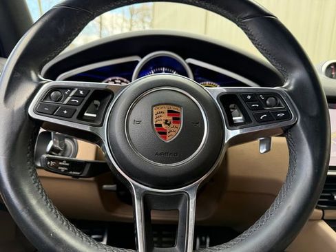 Used 2019 Porsche Cayenne image 20