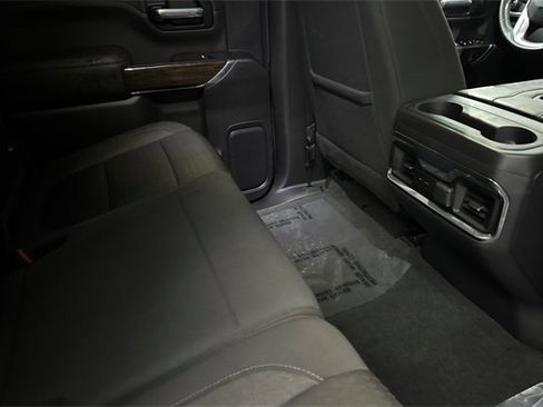 Used 2021 GMC Sierra 1500 Elevation w/ Preferred Package image 18