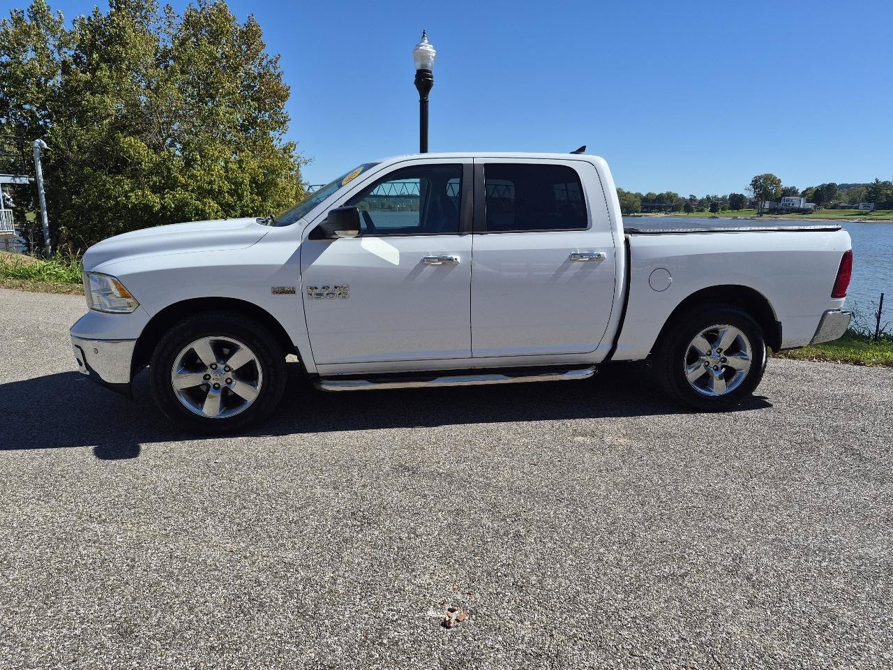 Used 2016 RAM 1500 Big Horn RWD image 2