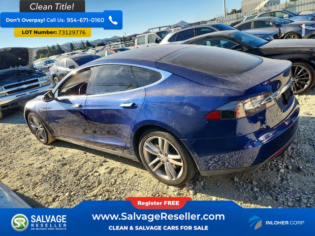 Used 2015 Tesla Model S RWD image 3