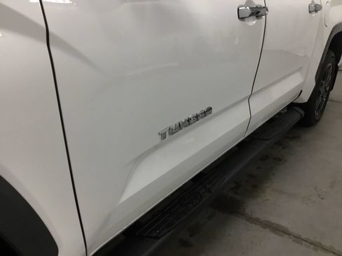 Used 2024 Toyota Tundra Limited w/ Power Package AWD/4WD image 5
