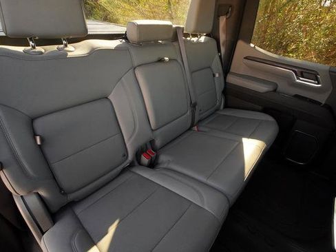 Used 2023 GMC Sierra 1500 SLT w/ SLT Premium Package image 32