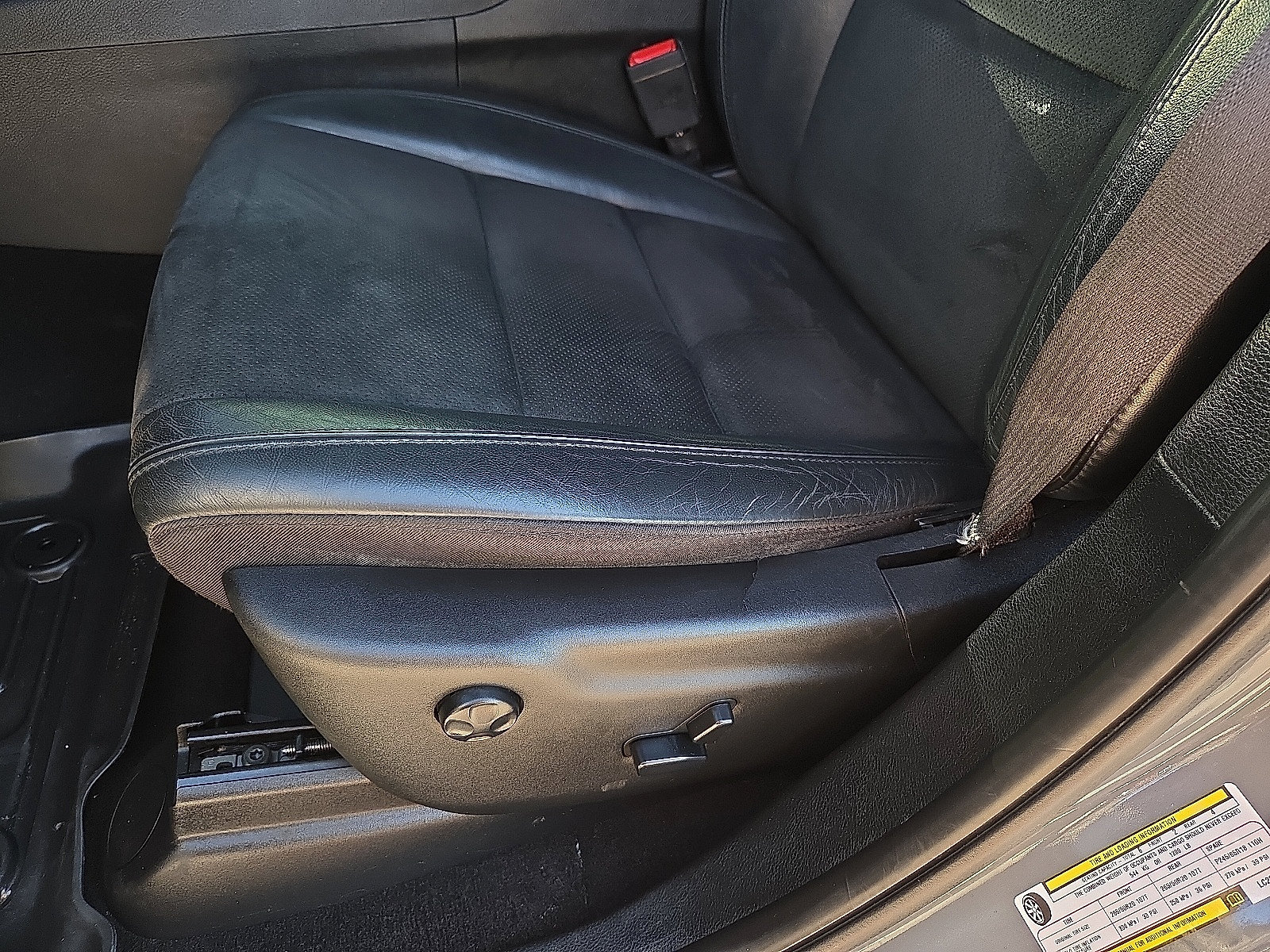 Used 2020 Dodge Durango R/T w/ Blacktop Package RWD image 15