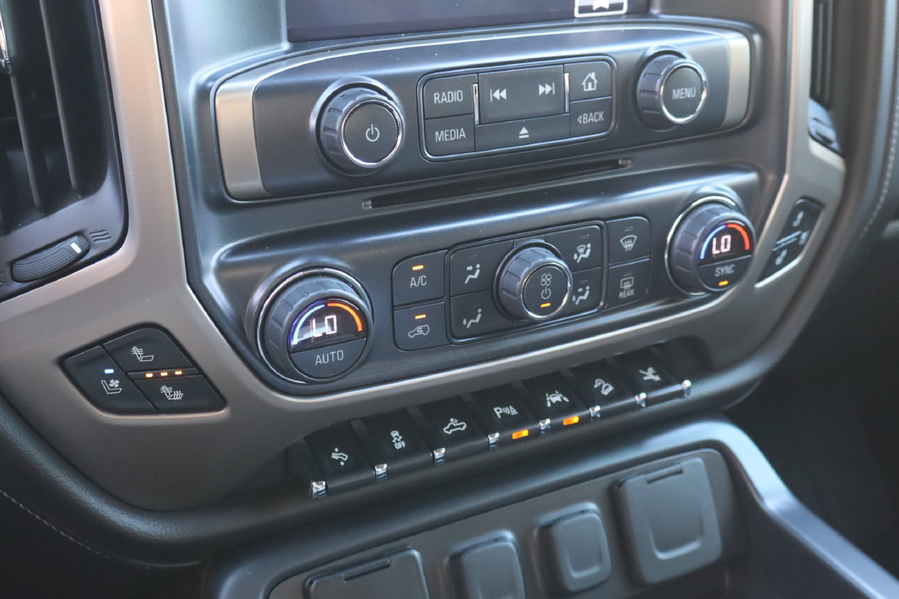 Used 2018 GMC Sierra 1500 Denali w/ Denali Ultimate Package AWD/4WD image 25