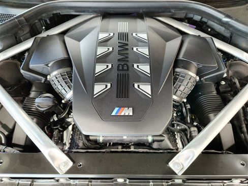 New 2025 BMW X7 M60i image 27