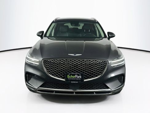 Used 2025 Genesis GV70 2.5T AWD/4WD image 2