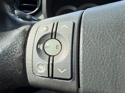 Used 2010 Toyota RAV4 Limited AWD/4WD image 22
