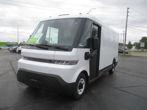 Used 2024 Chevrolet Brightdrop 600 w/ Commercial Equipment Package AWD/4WD image 1
