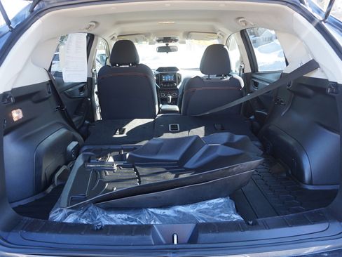 Used 2023 Subaru Crosstrek 2.0i Premium image 10