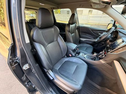 Used 2023 Subaru Forester Limited AWD/4WD image 15