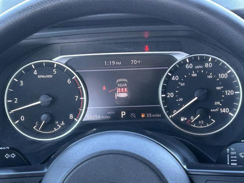 Used 2024 Nissan Rogue S image 23