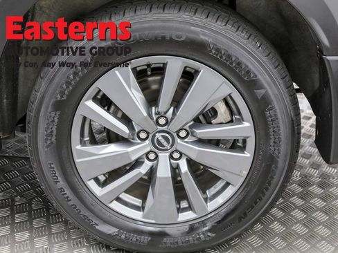 Used 2024 Nissan Pathfinder S image 34