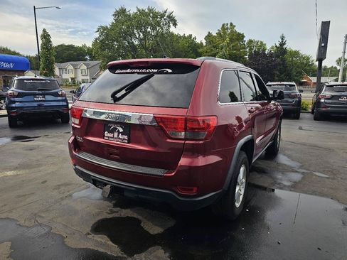 Used 2012 Jeep Grand Cherokee Laredo w/ Laredo E Group AWD/4WD image 11